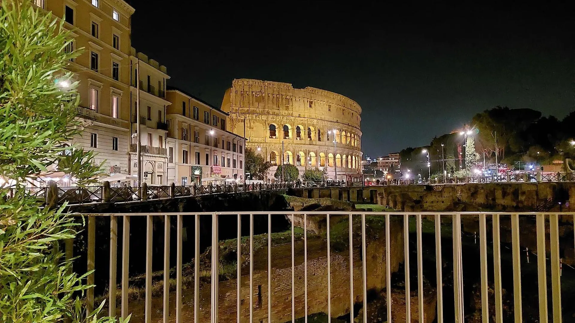 Luxury Domus Apartment 2 Rome 0*,